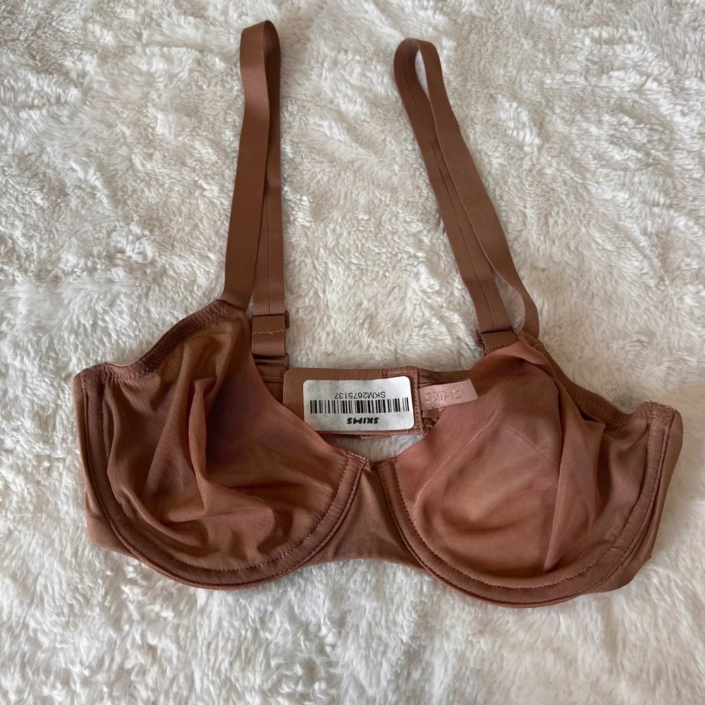 SKIMS Fits Everybody Balconette Bra Nude Beige Underwire Adjustable Straps 32C - Picture 3 of 9